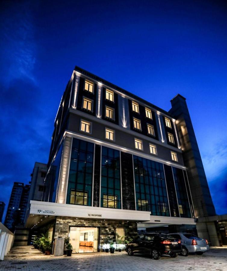 Pp Residency Hotel Covelong Kültér fotó
